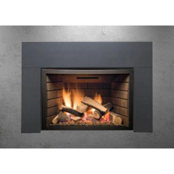 Sierra Flame - Stanford- 30" Deluxe Direct Vent Insert w/ Ceramic Brick Panels & Log set - NG 26,000 BTU