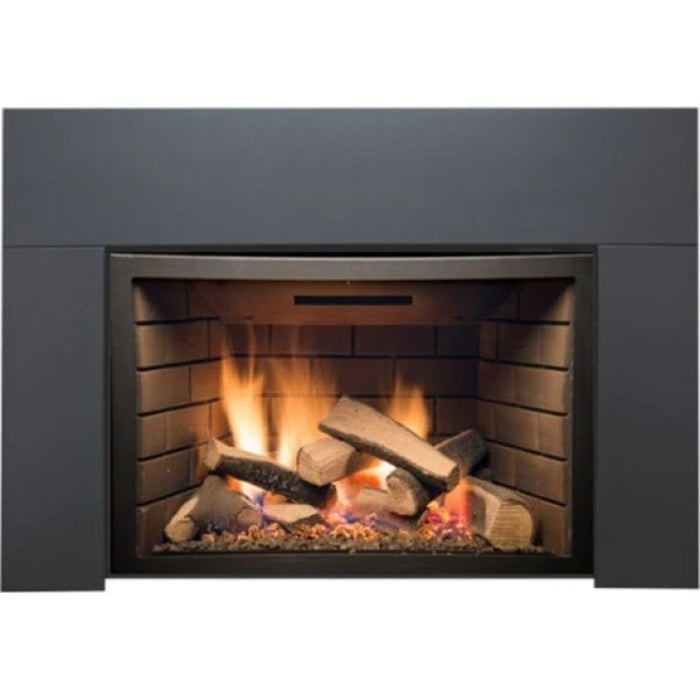 Sierra Flame - Stanford- 30" Deluxe Direct Vent Insert w/ Ceramic Brick Panels & Log set - LP 26,000 BTU