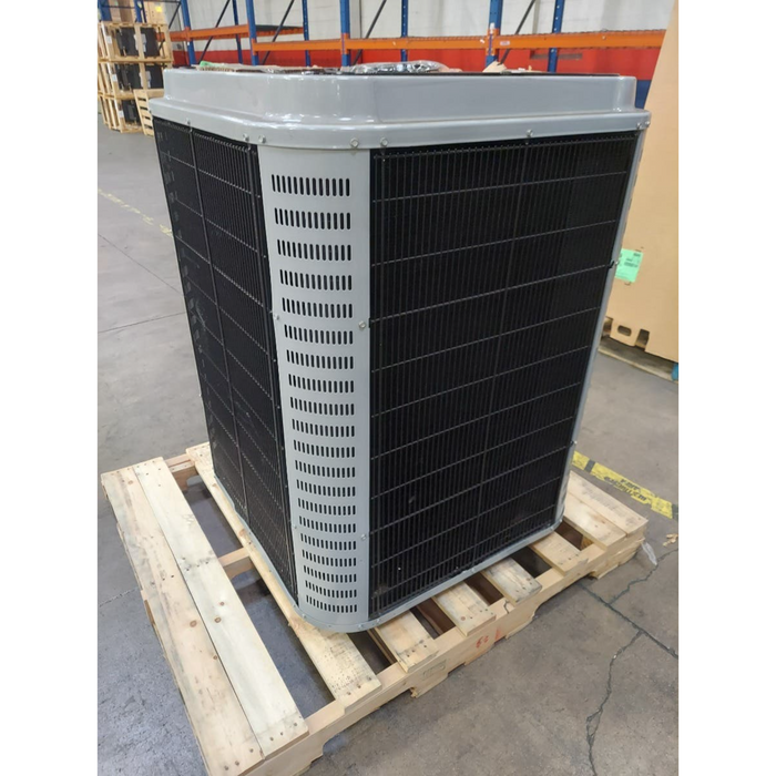 ACiQ - 60,000 BTU Heat Pump Condenser - SEER 18 - 208V